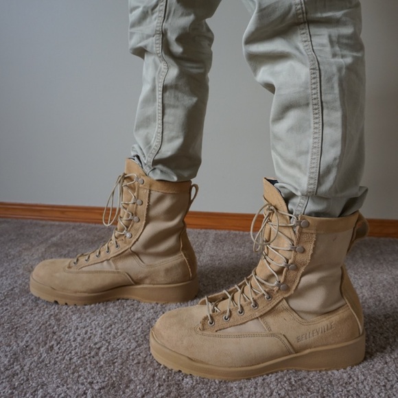 *SOLD* Tan Waterproof Hiking / Work / Army Boots. Gortex. - Picture 3 of 8